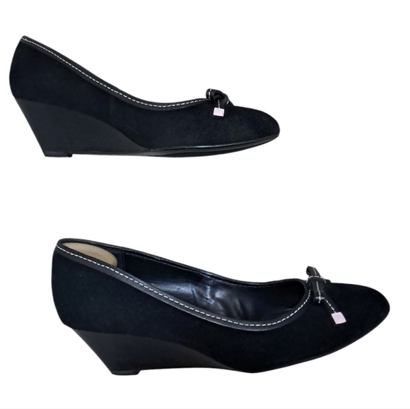 Lauren Ralph Lauren Bernee Black Suede Wedge – Size 10B - Picture 9 of 16